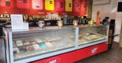 A vendre fonds de commerces de glaces LGM situé en plein centre-ville de Saint Pierre